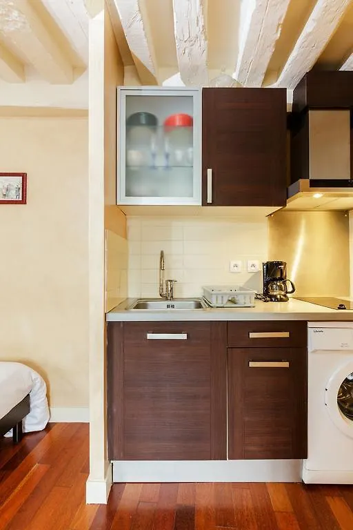 Apartment Art Deco Paris